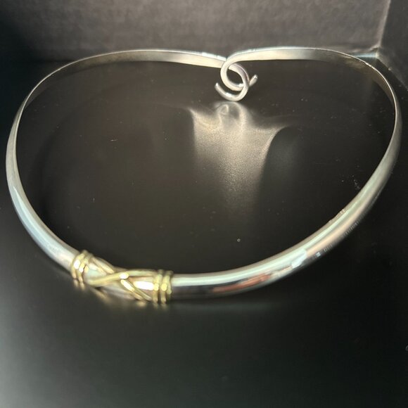 Custom Designed Ridged Necklace full Sterling Silver (925) with Gold accent. - Picture 4 of 4